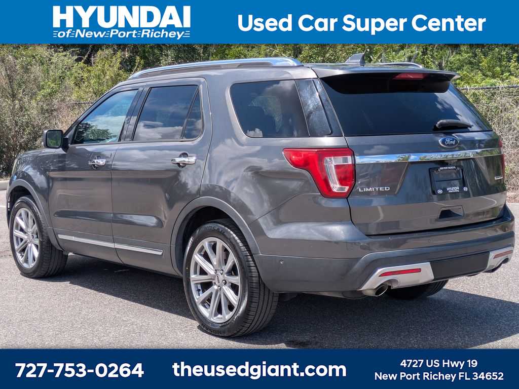 Thumbnail: 2016 Ford Explorer - 3