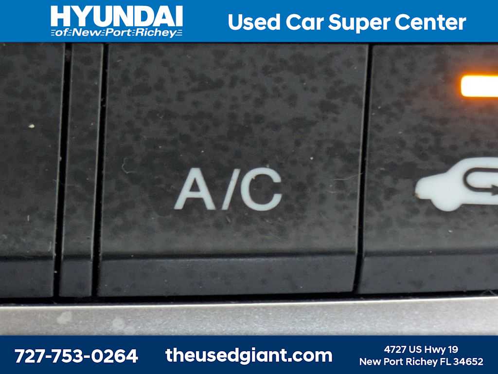 Thumbnail: 2015 Honda Accord - 21