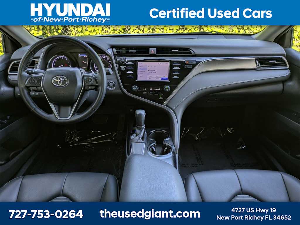 Thumbnail: 2019 Toyota Camry - 16