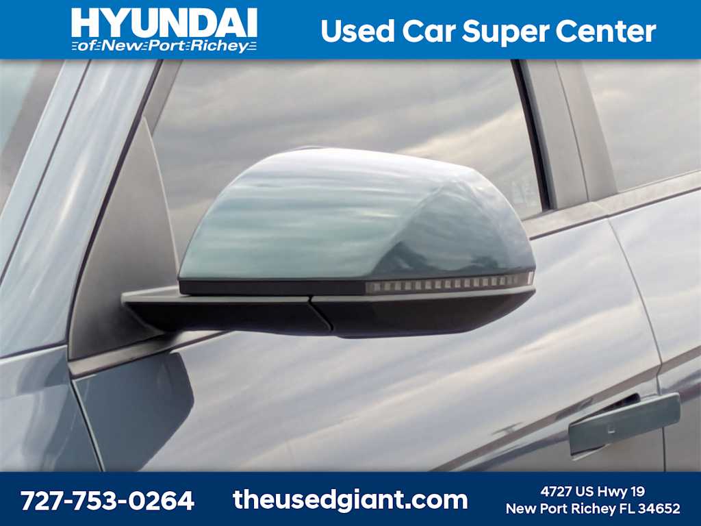 Thumbnail: 2022 Hyundai Ioniq 5 - 11