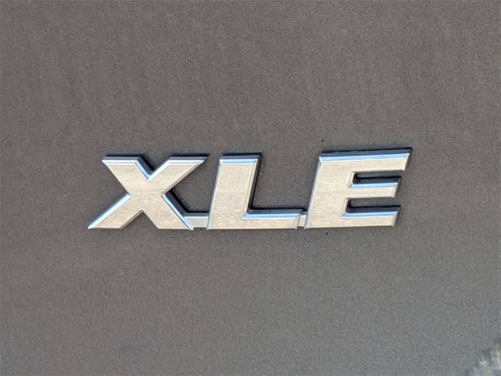 Thumbnail: 2022 Toyota RAV4 - 14