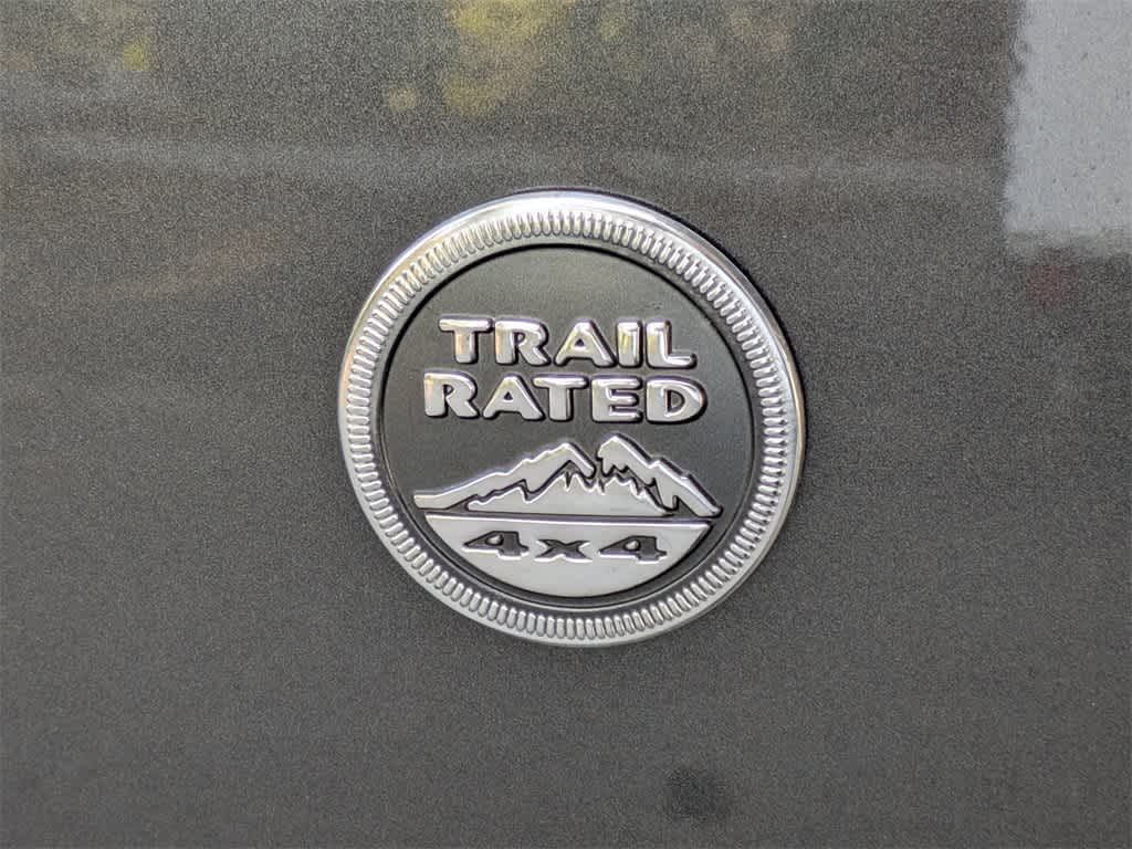 Thumbnail: 2017 Jeep Wrangler - 14