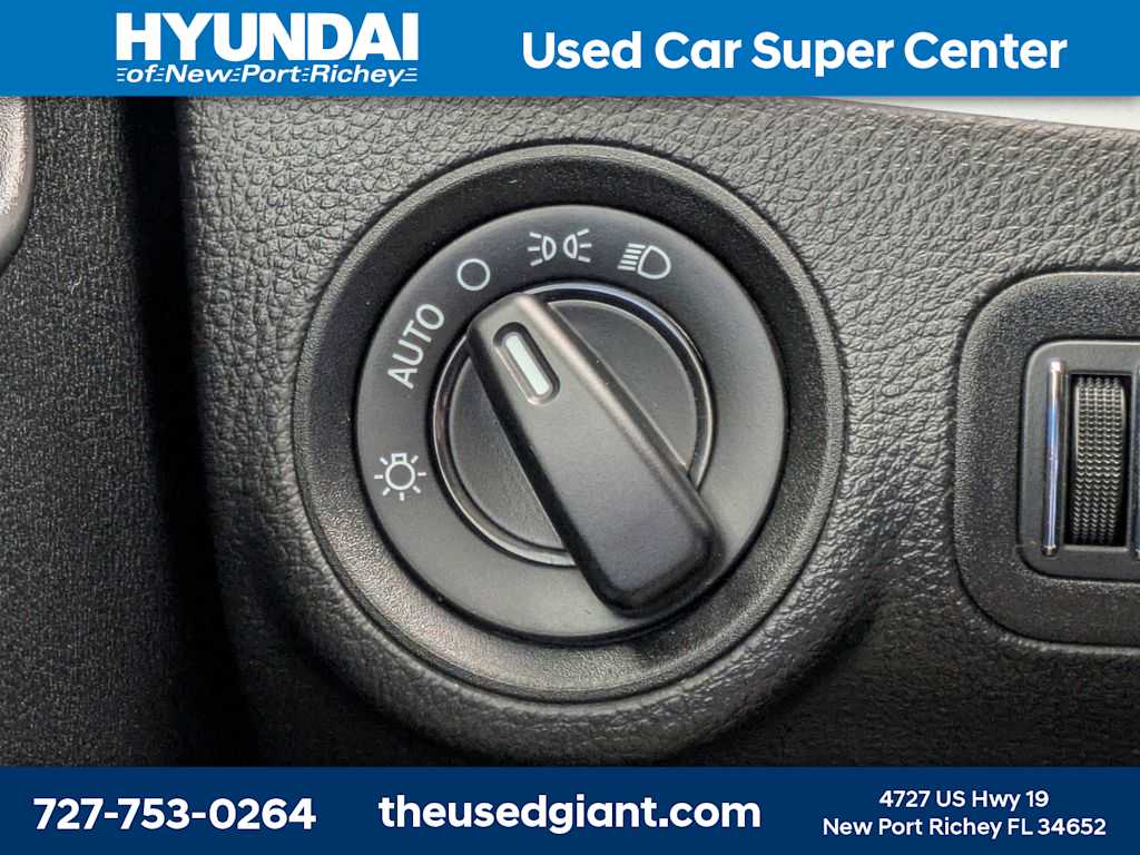 Thumbnail: 2020 Dodge Journey - 28