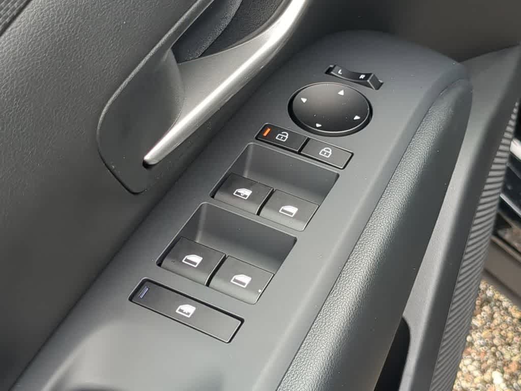 Thumbnail: 2026 Hyundai Santa Cruz - 18