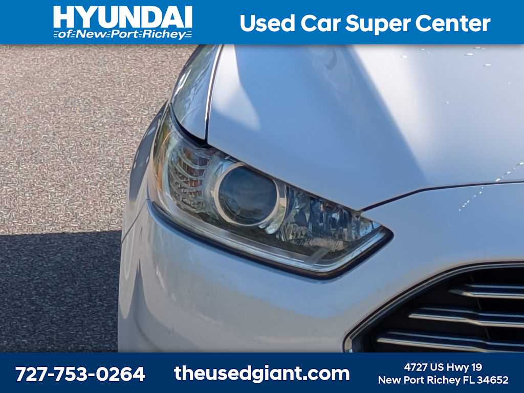 Thumbnail: 2014 Ford Fusion - 9