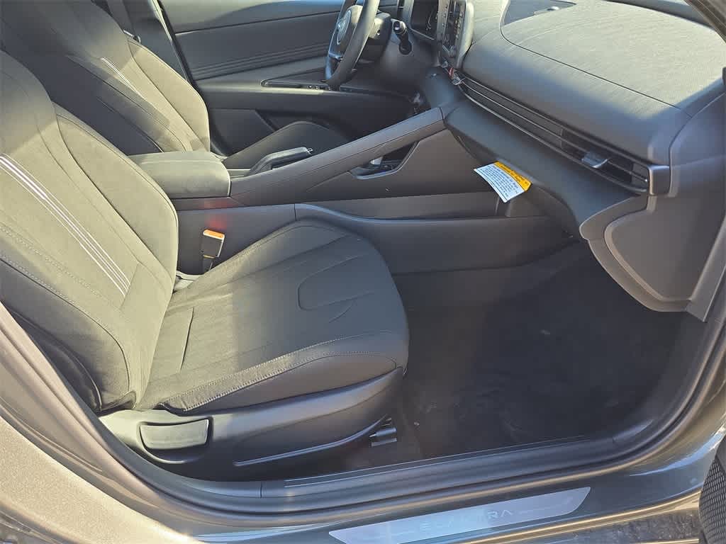 Thumbnail: 2026 Hyundai Elantra - 22