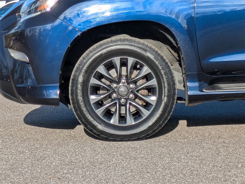 Thumbnail: 2021 Lexus GX - 10