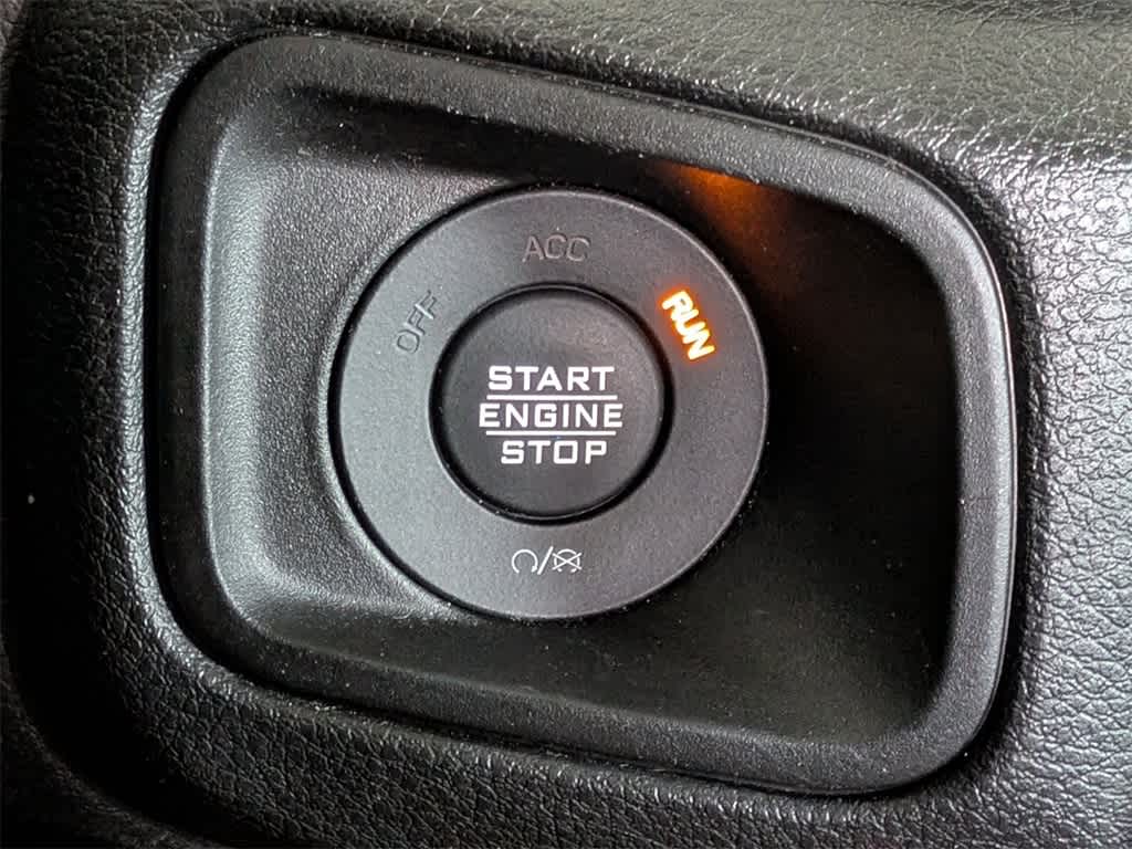 Thumbnail: 2025 Jeep Wrangler - 34