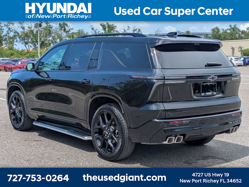 Thumbnail: 2026 Chevrolet Traverse - 3