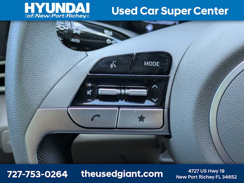 Thumbnail: 2025 Hyundai Elantra - 25