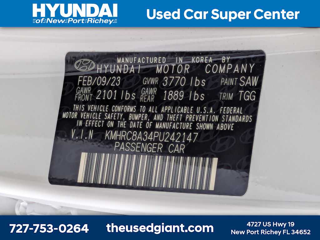 Thumbnail: 2023 Hyundai Venue - 31