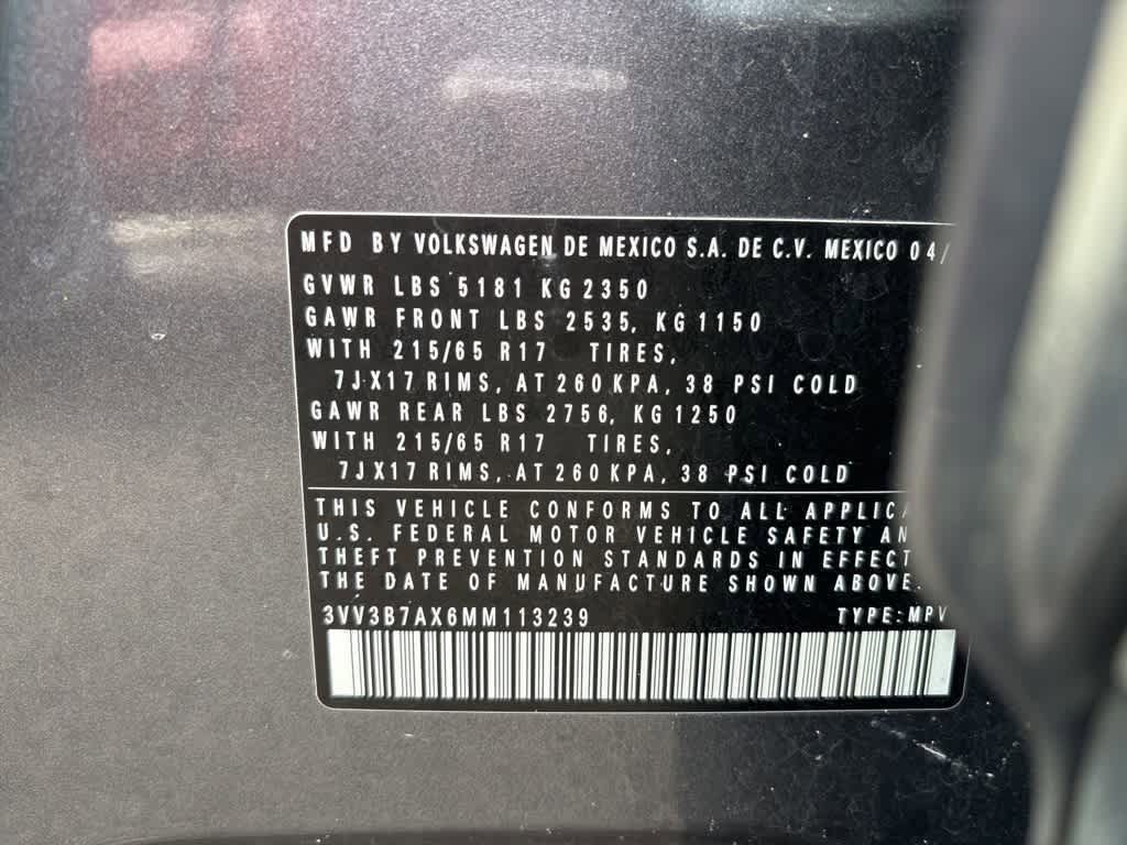 Thumbnail: 2021 Volkswagen Tiguan - 15