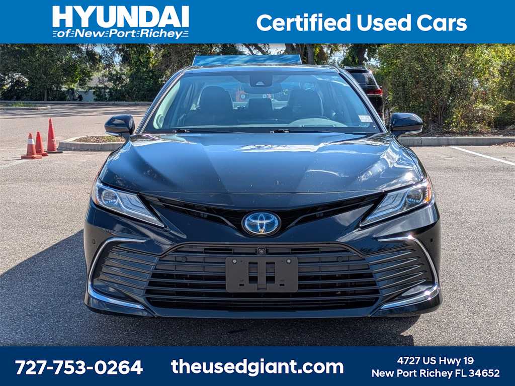 Thumbnail: 2022 Toyota Camry - 8