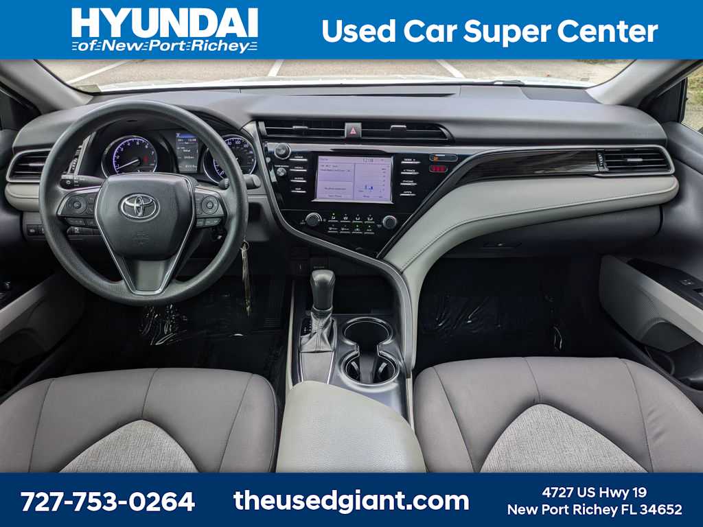 Thumbnail: 2019 Toyota Camry - 15