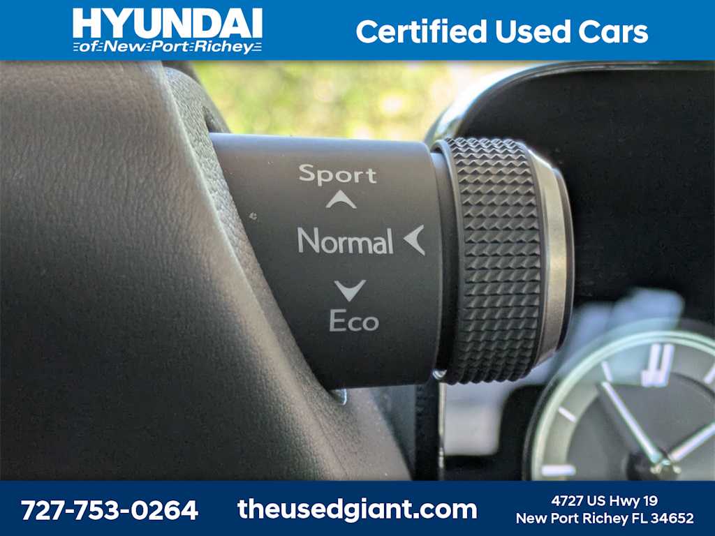 Thumbnail: 2025 Lexus ES - 34