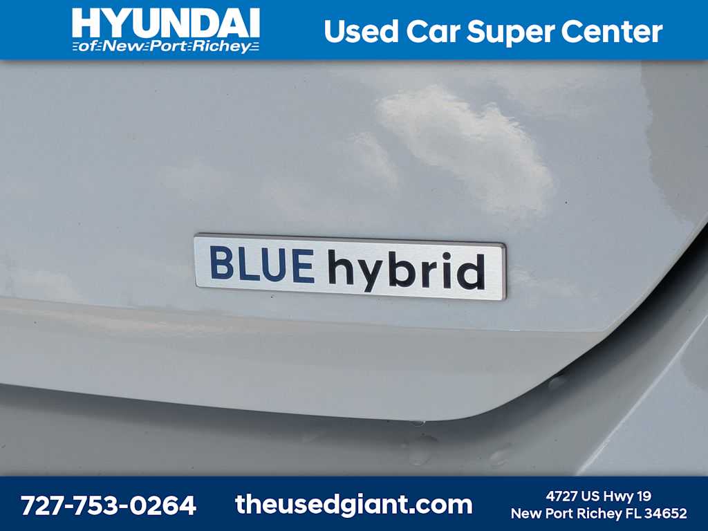 Thumbnail: 2025 Hyundai Elantra - 12