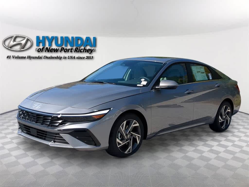 2026 Hyundai Elantra Limited's photo