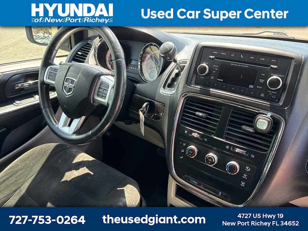 Thumbnail: 2015 Dodge Grand Caravan - 6