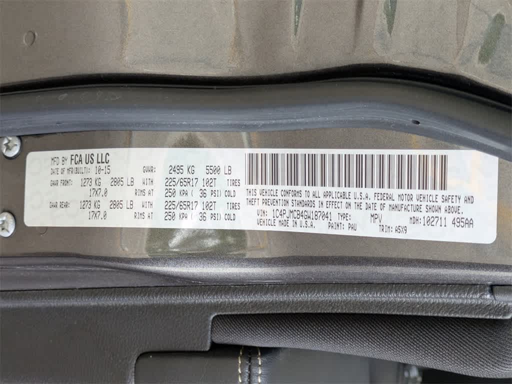 Thumbnail: 2016 Jeep Cherokee - 36