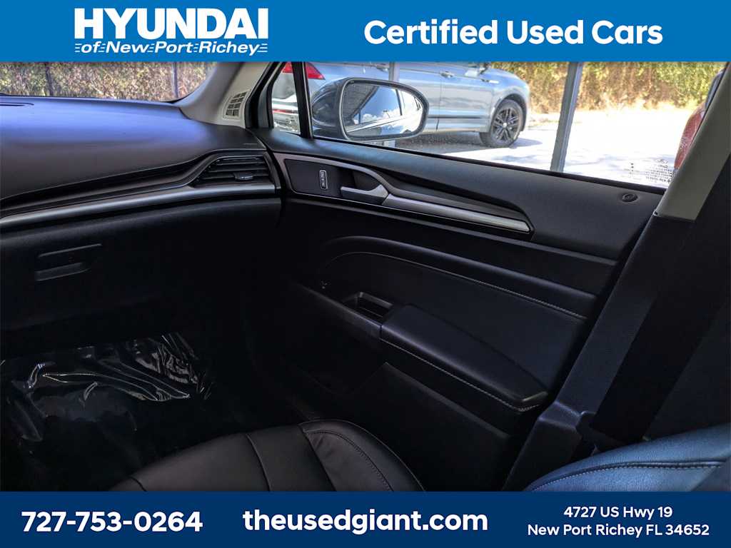 Thumbnail: 2019 Ford Fusion - 18