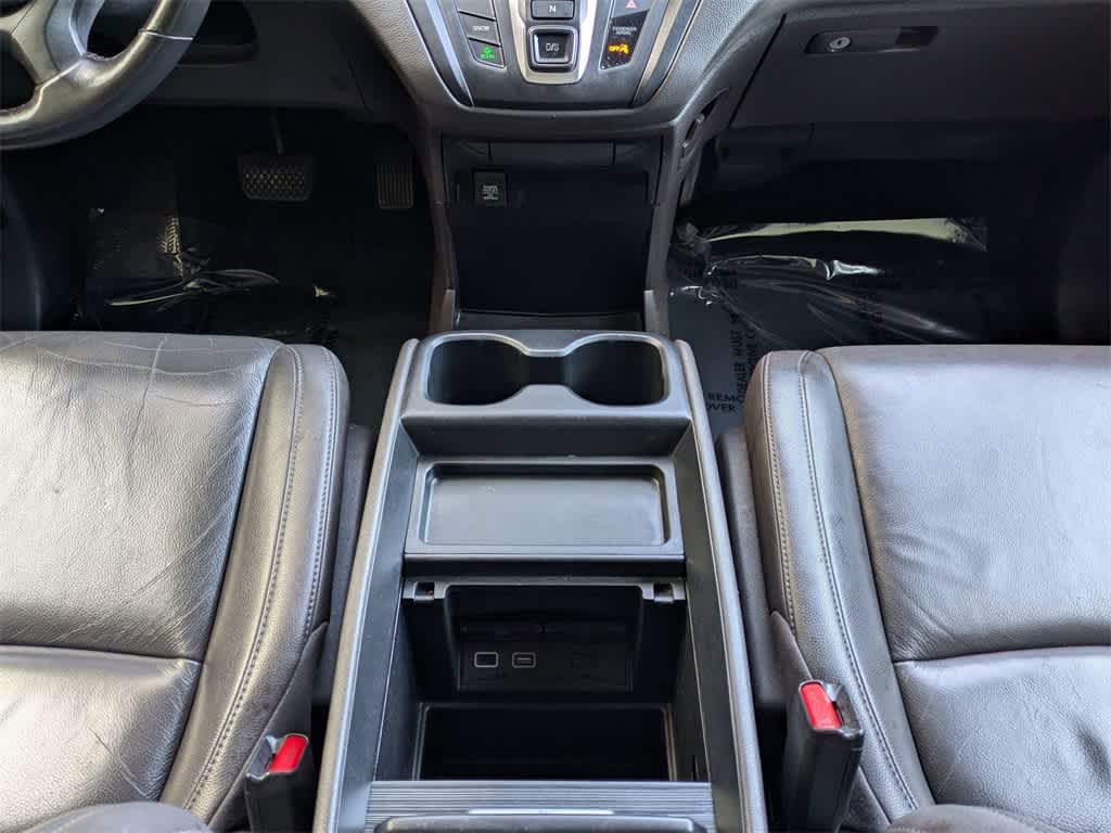 Thumbnail: 2019 Honda Odyssey - 25