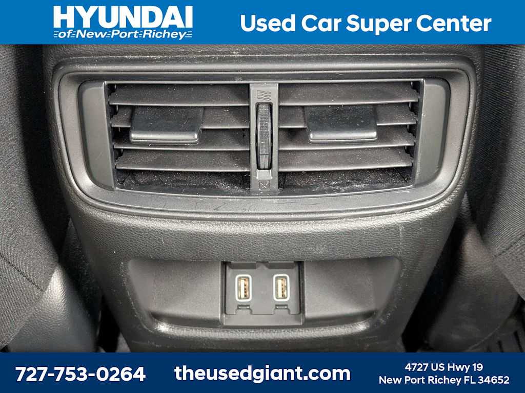 Thumbnail: 2017 Honda CR-V - 15