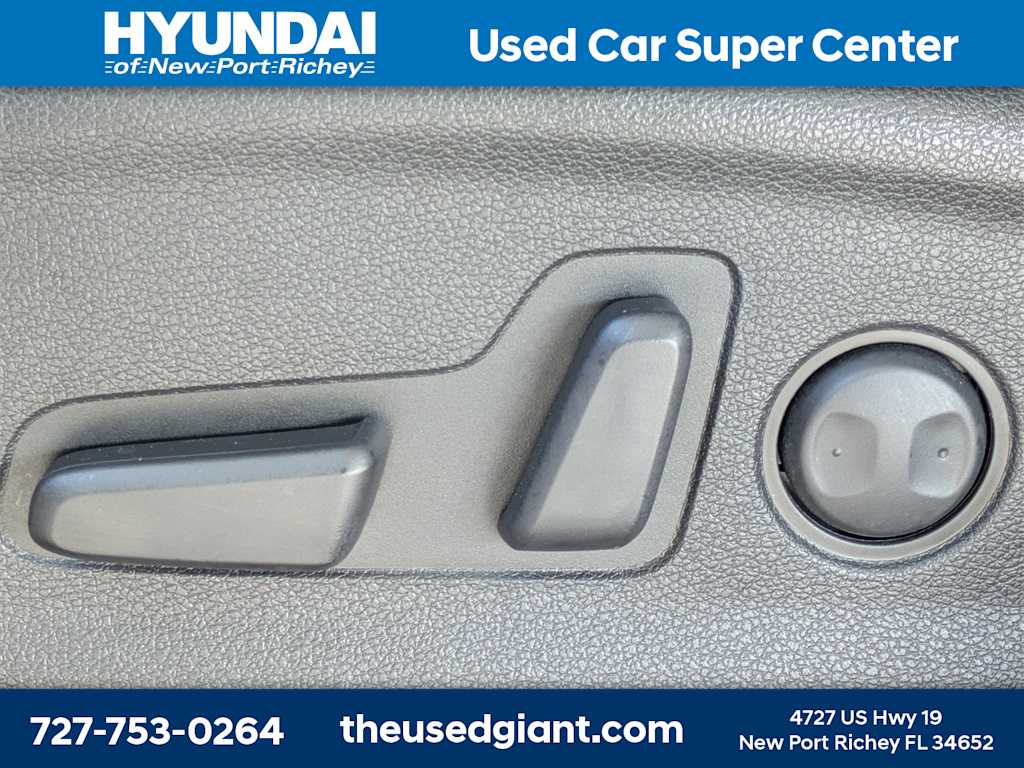 Thumbnail: 2020 Hyundai Tucson - 23