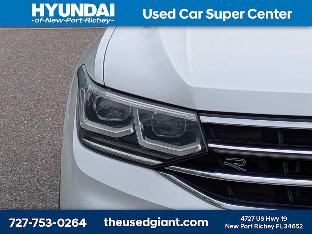 Thumbnail: 2023 Volkswagen Tiguan - 9