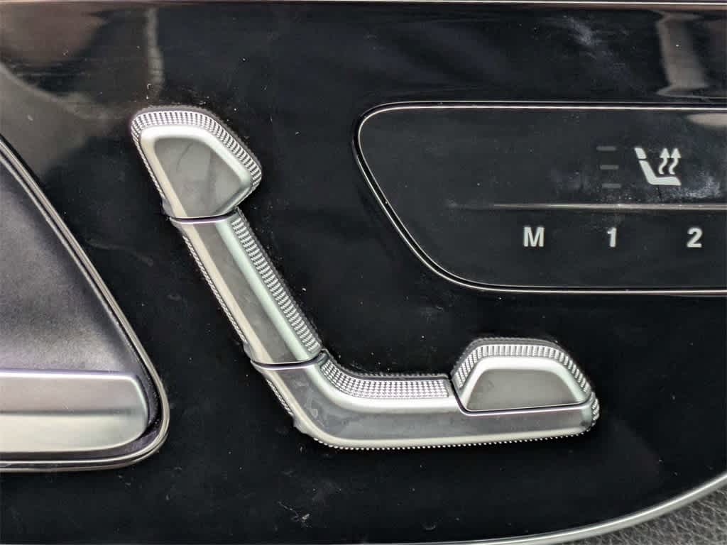 Thumbnail: 2022 Mercedes-Benz C-Class - 20