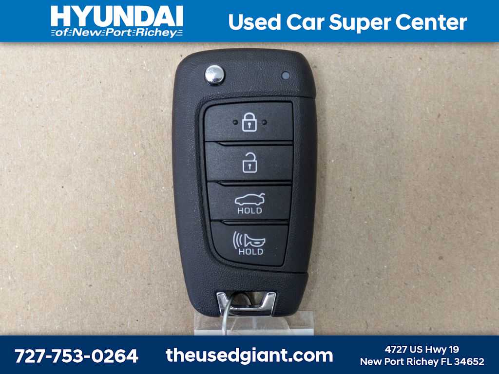 Thumbnail: 2025 Hyundai Elantra - 30