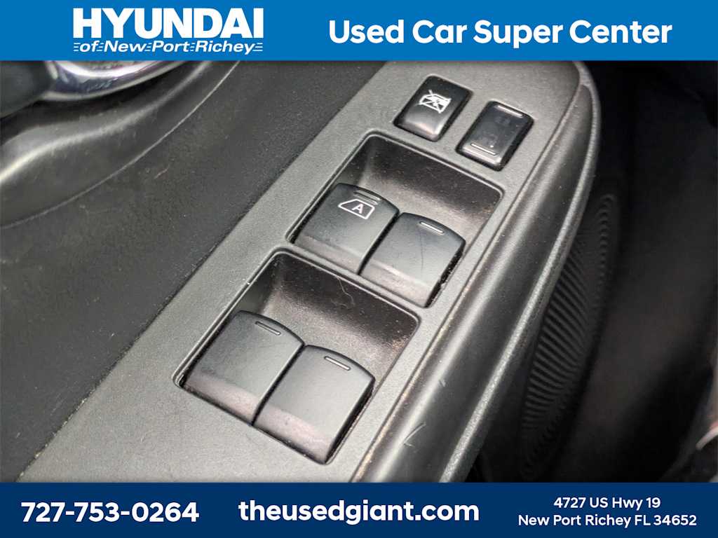 Thumbnail: 2018 Nissan Versa - 22