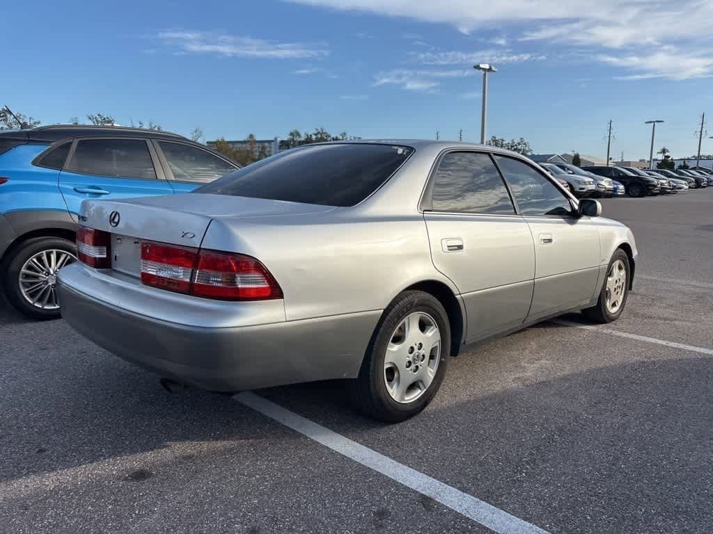Used 2000 Lexus ES 300 Base Sedan