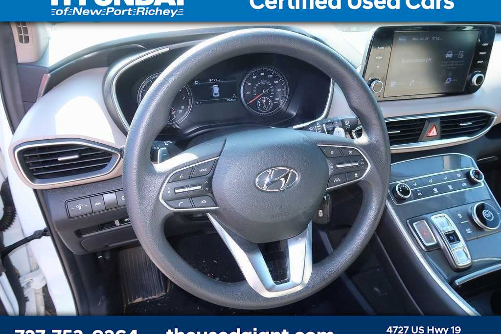 Thumbnail: 2022 Hyundai Santa Fe - 10