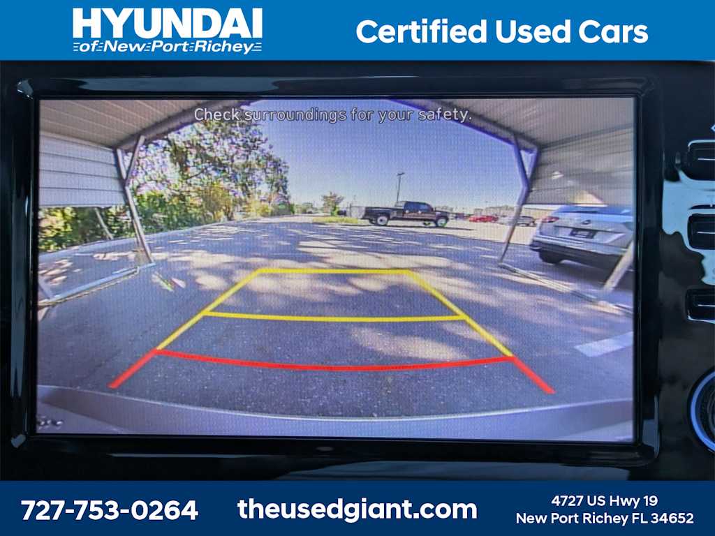 Thumbnail: 2022 Hyundai Elantra - 22