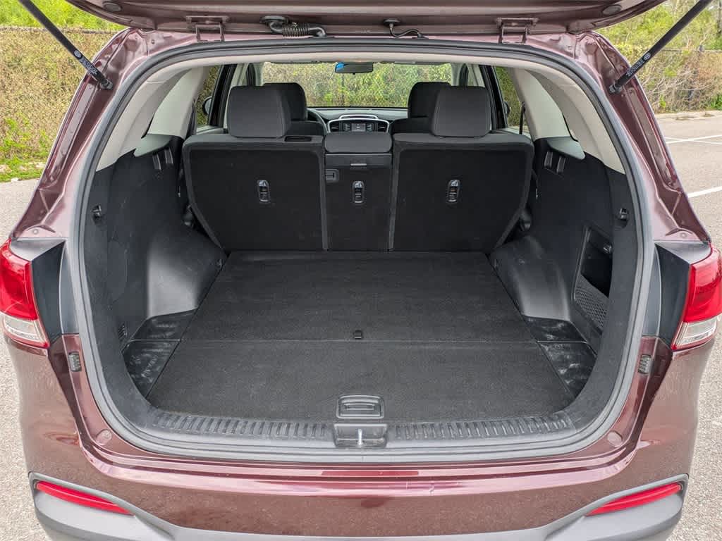 Thumbnail: 2017 Kia Sorento - 12