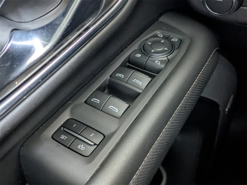 Thumbnail: 2023 Chevrolet Tahoe - 37