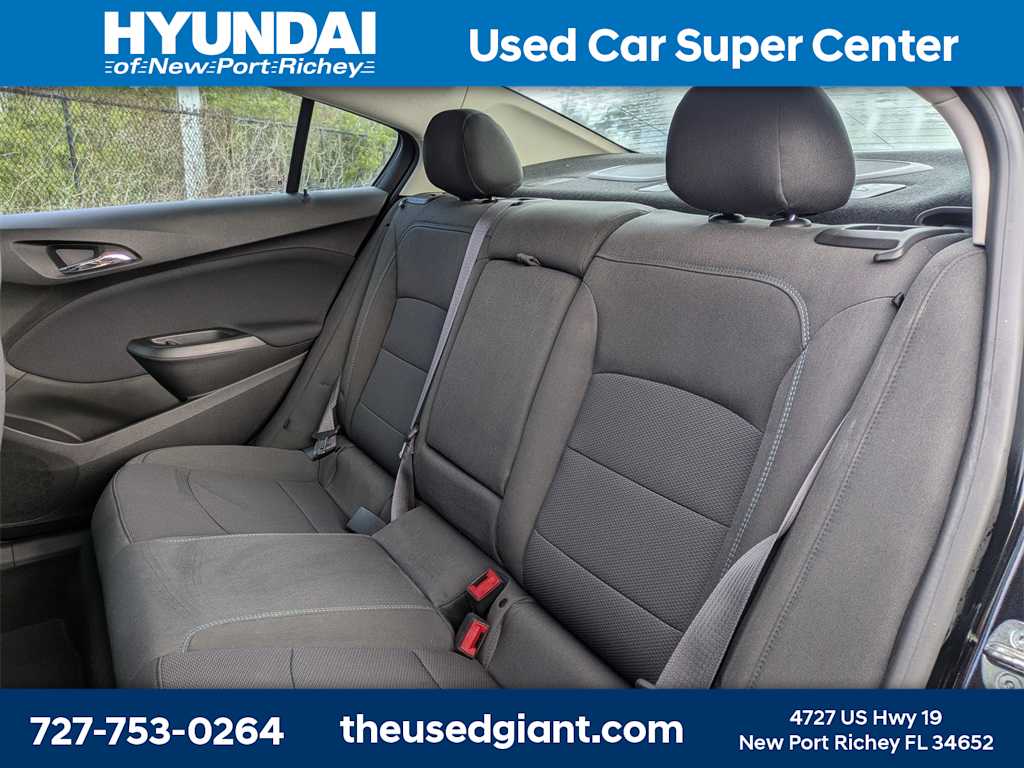 Thumbnail: 2017 Chevrolet Cruze - 14