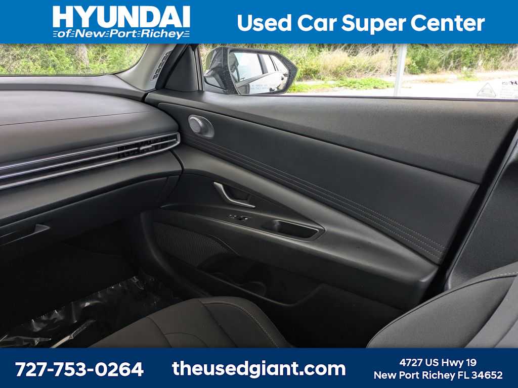 Thumbnail: 2023 Hyundai Elantra - 16