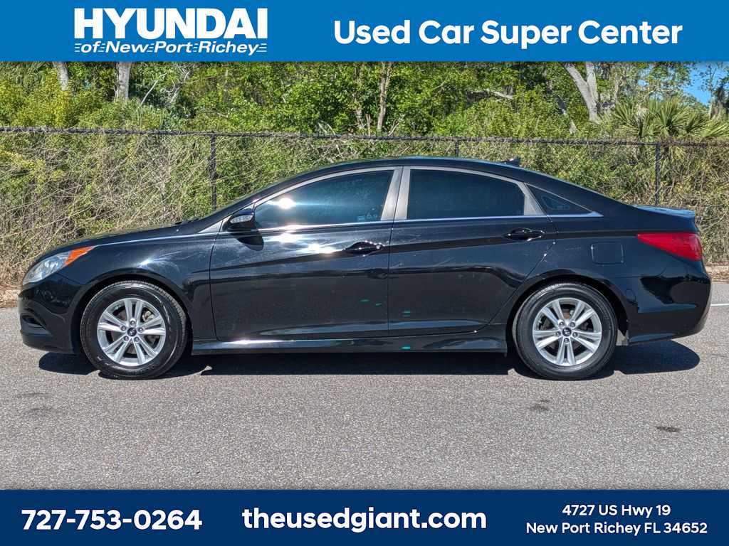 Thumbnail: 2014 Hyundai Sonata - 2