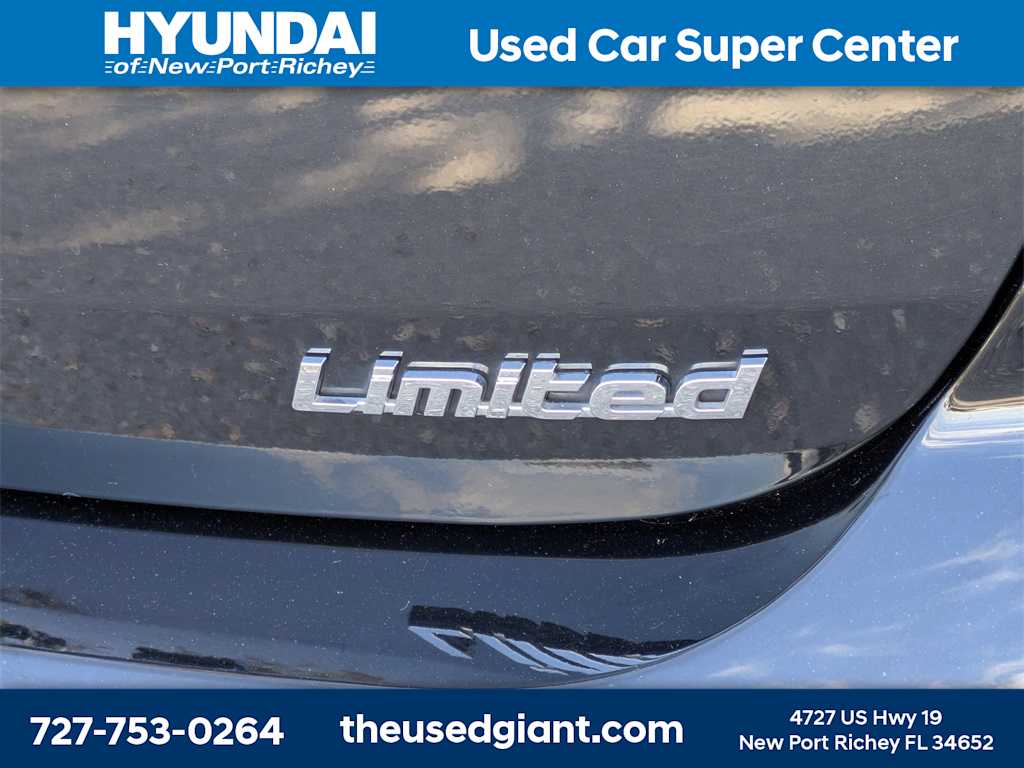Thumbnail: 2019 Hyundai Elantra - 12