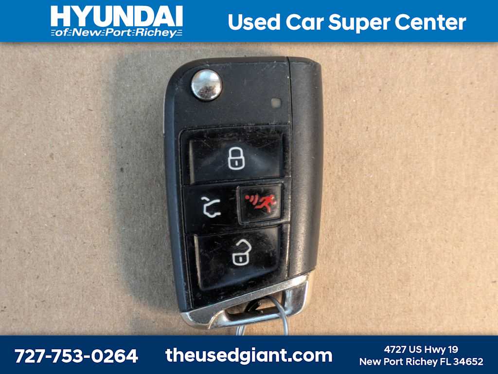 Thumbnail: 2021 Volkswagen Tiguan - 38