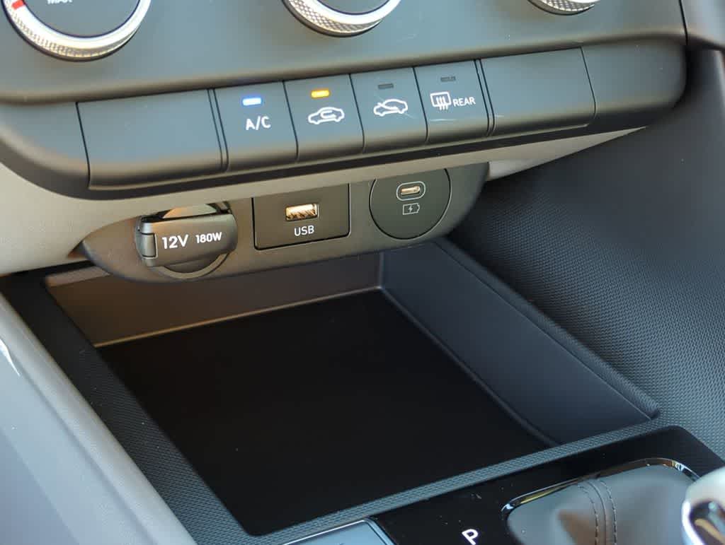 Thumbnail: 2026 Hyundai Elantra - 32