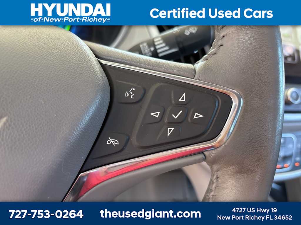 2017 Chevrolet Volt LT 34