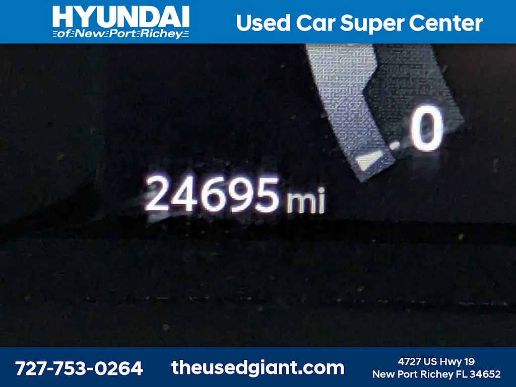 Thumbnail: 2024 Toyota Tacoma - 32