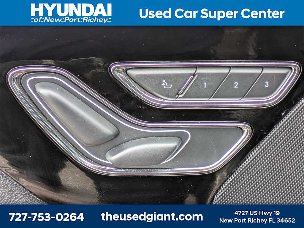 Thumbnail: 2021 Lincoln Aviator - 27