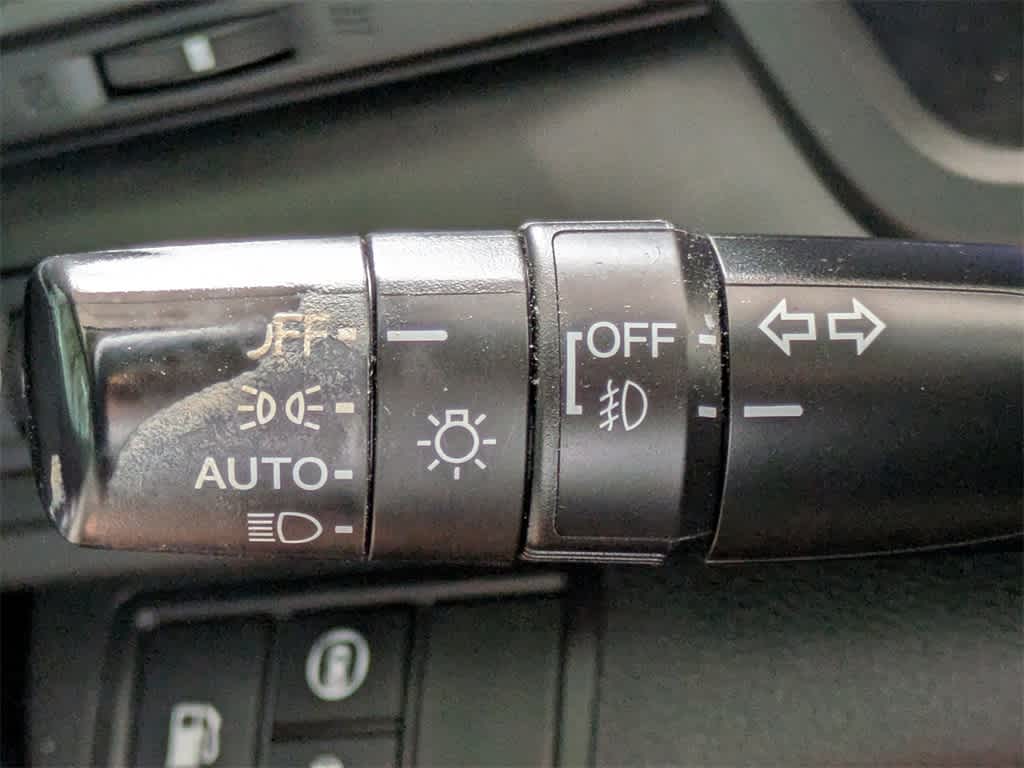 Thumbnail: 2022 Honda Insight - 28