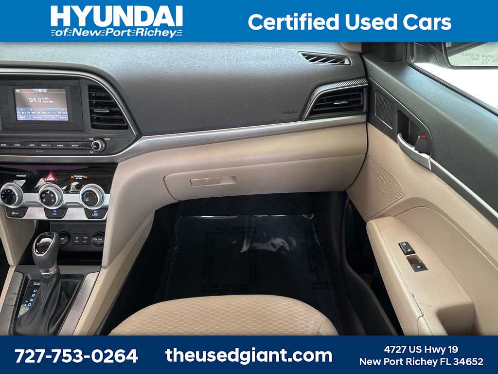 Thumbnail: 2019 Hyundai Elantra - 16
