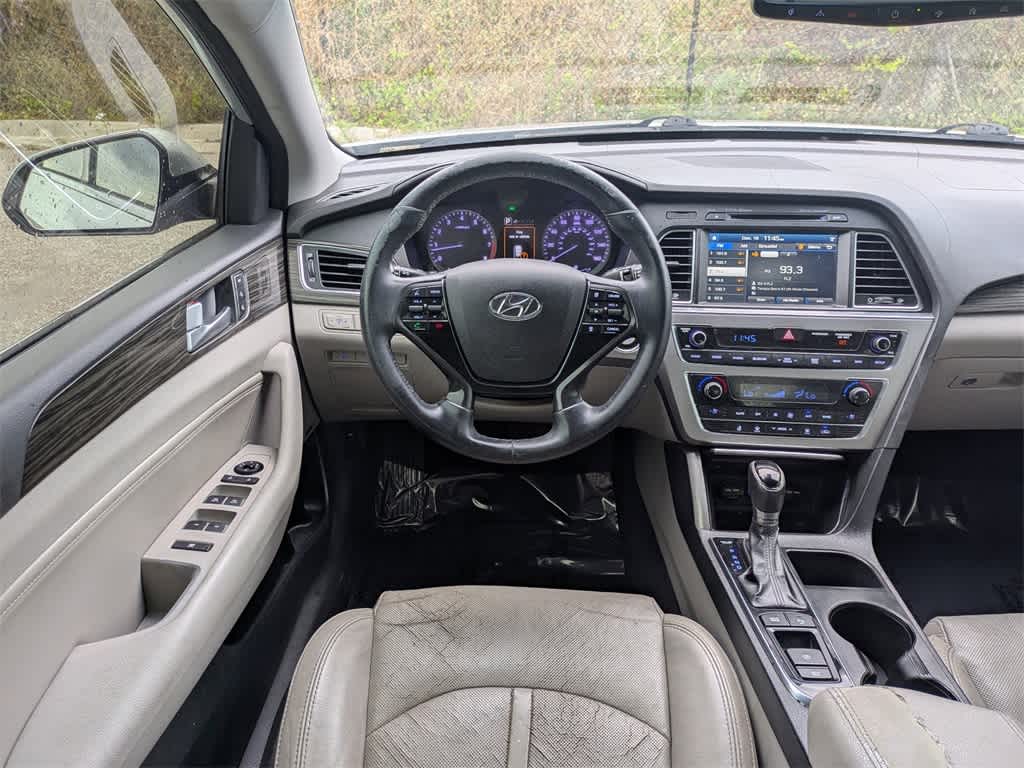 Thumbnail: 2015 Hyundai Sonata - 16