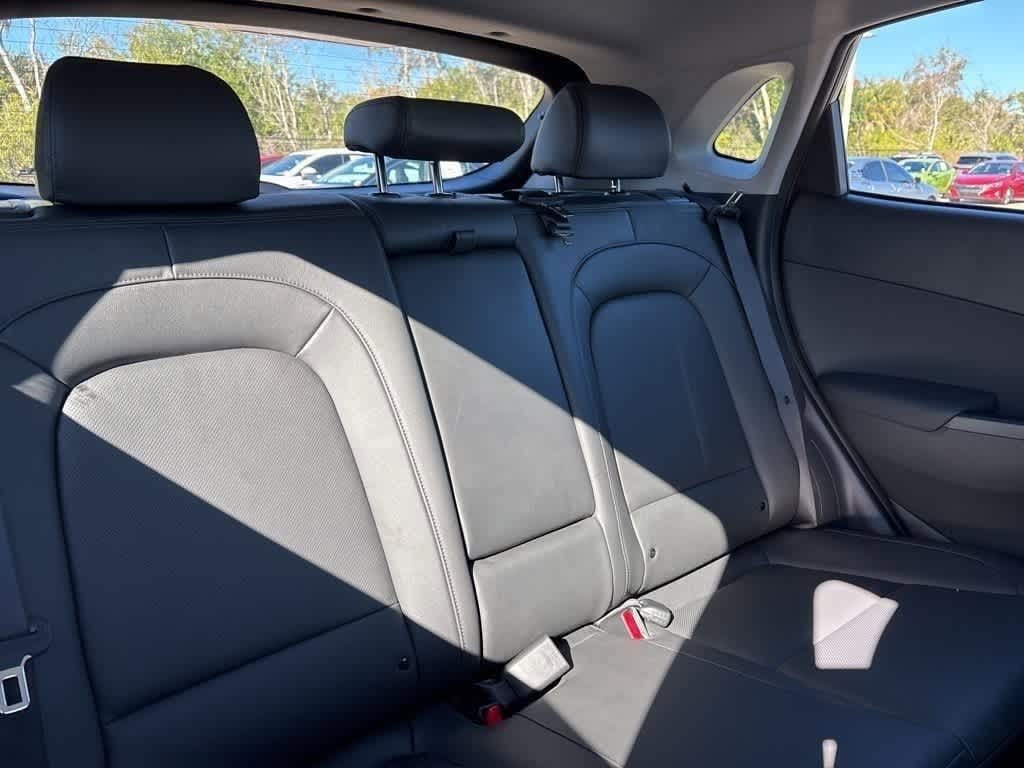 Thumbnail: 2022 Hyundai Kona - 4