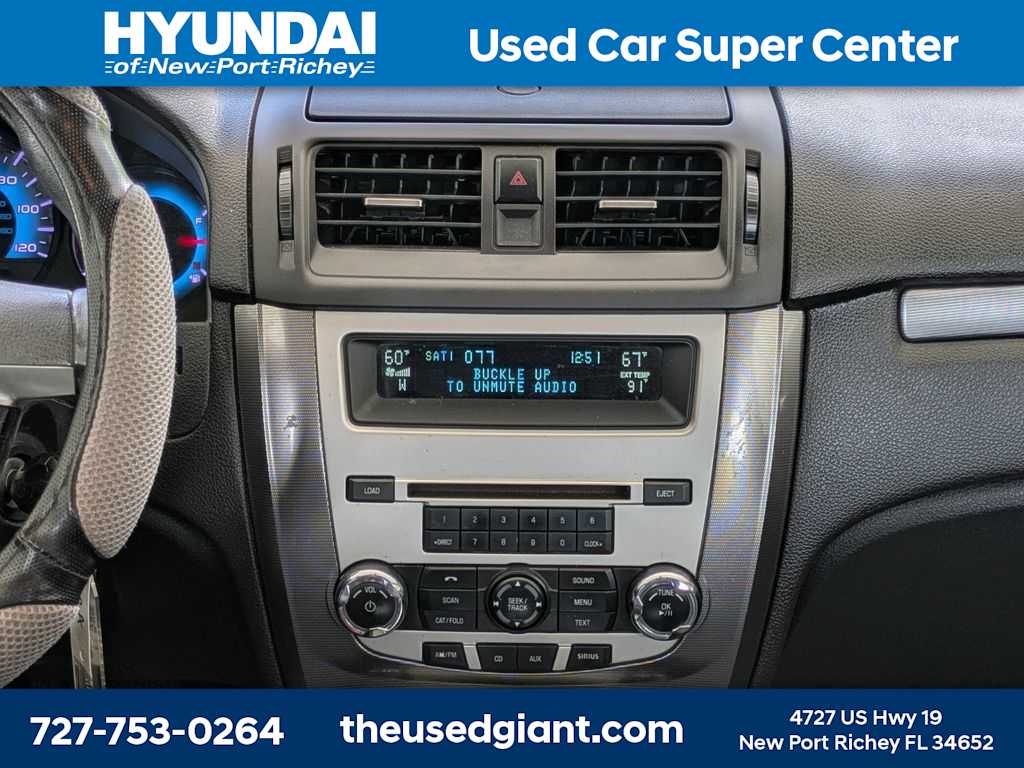Thumbnail: 2011 Ford Fusion - 19